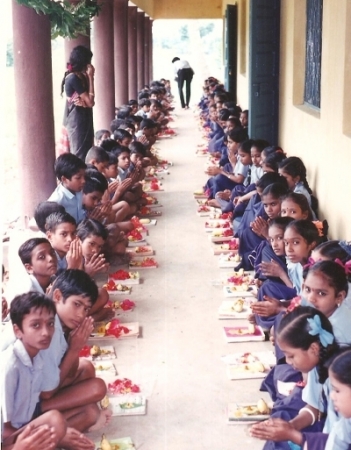 Performing-Sarsaswathi-Pooja-followed-Lunch3